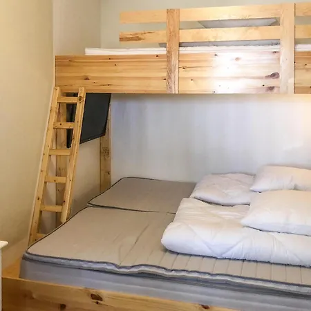 1 Bedroom Stunning In *