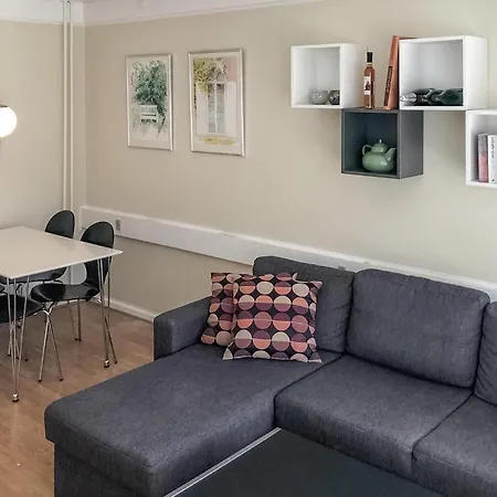 1 Bedroom Stunning In *